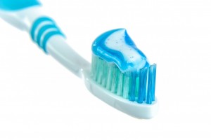 Za częste szczotkowanie zębów szkodzi zdrowiu?