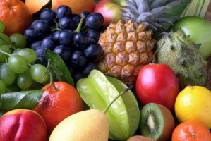 Letnie owoce – czy zdrowe dla naszych zębów?